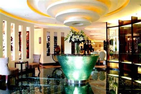embassy suites reviews|EMBASSY SUITE HOTEL SHANGHAI .
